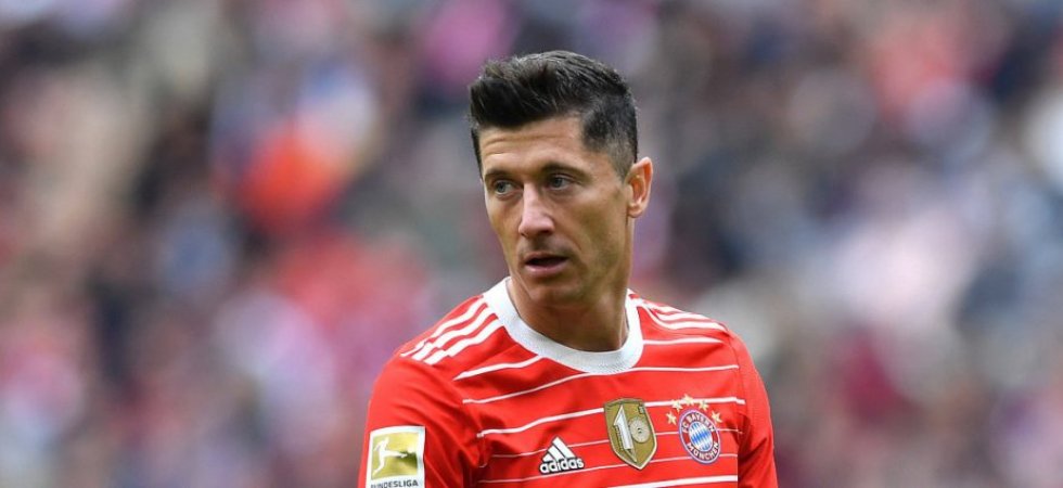 FC Barcelone : Le club a "fait une offre" pour Lewandowski