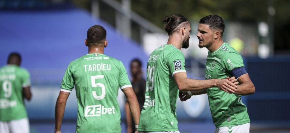 L2 (J9) : Saint-Étienne continue sa série de victoires à l'extérieur