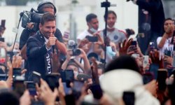 PSG : Petit défend Messi après les sifflets