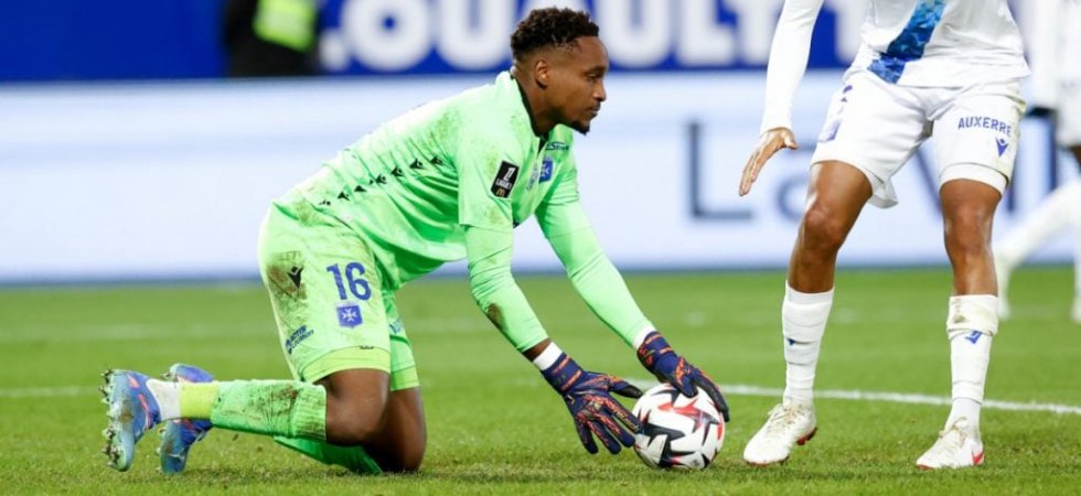 Auxerre : Léon bat un record d'arrêts face au PSG 