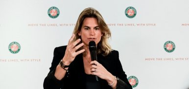 Roland-Garros : Mauresmo répond aux joueurs mais ne changera rien