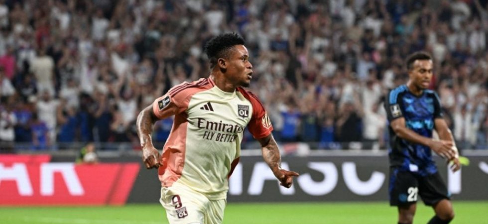 Lyon : Pierre Sage réagit au retour en force de Gift Orban 