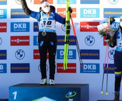 Biathlon : Braisaz-Bouchet l'emporte devant Simon !