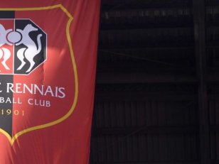 Rennes : Omari et Theate prolongent jusqu'en 2027 (officiel)