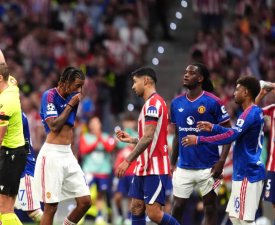 Manchester United : Le carton rouge de Yoro vivement contesté