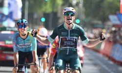 Vuelta (E15) : Van Aert signe une deuxième victoire d'étape, Mas toujours leader du général