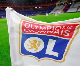 OL : La pépite Mbungu, pistée par le PSG, a signé (officiel)
