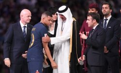 PSG : L'émir du Qatar ne tentera pas de convaincre Mbappé de prolonger lors du dîner avec Macron 