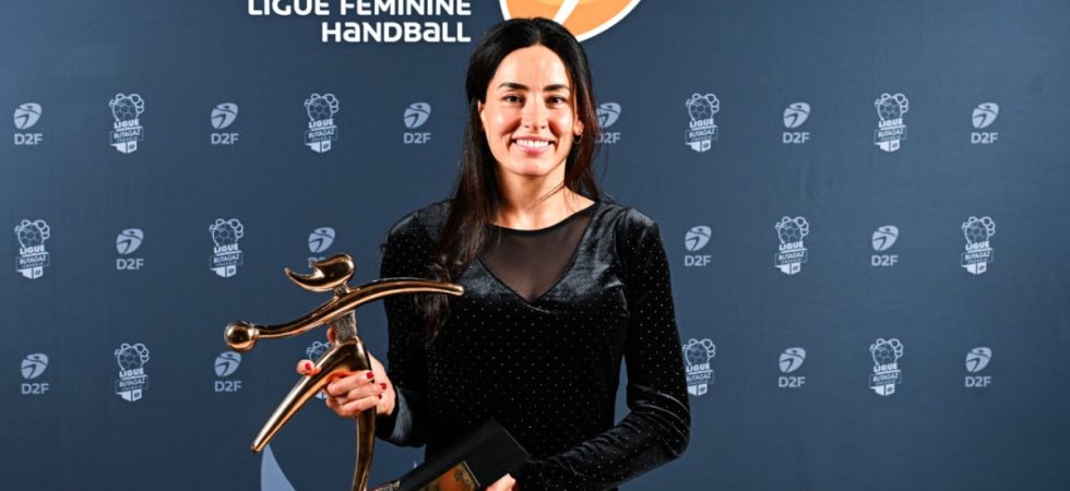 A bientôt 44 ans, elle est élue meilleure joueuse de D2 féminine