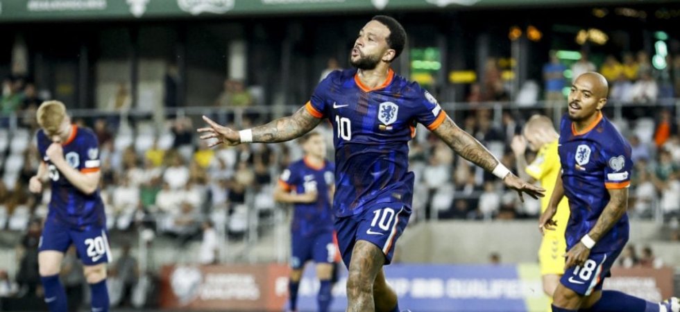 Pays-Bas : Depay entre dans la légende 