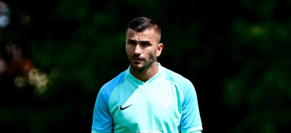 Angers : Lopes, « pris en grippe dans tous les stades », ne craint pas ses supporters