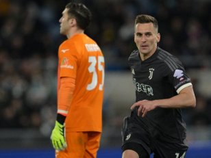 Coupe d'Italie (Demi-finales retour) : La Juventus s'incline face à la Lazio mais se qualifie 