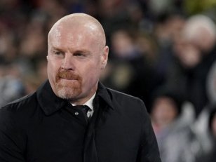 Everton : L'entraineur Sean Dyche aurait giflé l'un de ses joueurs 