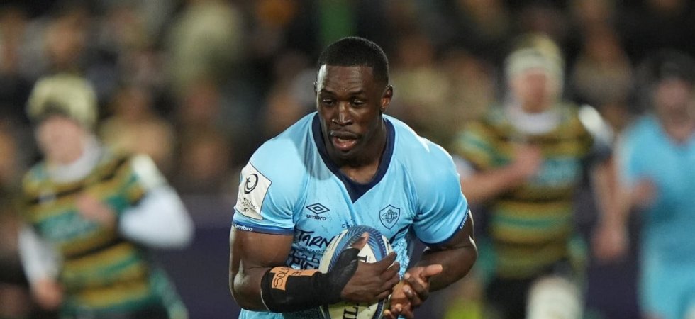 Castres : Ambadiang prolonge jusqu'en 2029