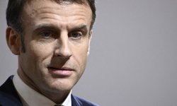 Réforme des retraites : la cote de popularité d'Emmanuel Macron au plus bas