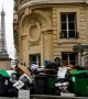 A Paris, le système de collecte "hybride" des déchets mis à mal par la grève