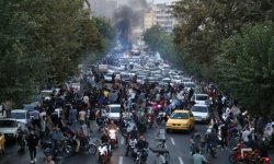 Iran: l'accès aux réseaux sociaux bloqué, au moins 17 morts lors des protestations