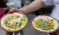 Bistrots modernes et livres de recettes, le renouveau de la gastronomie palestinienne