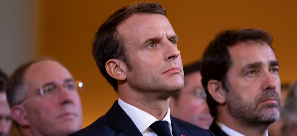 Violences et police : Emmanuel Macron somme Christophe Castaner d'accélérer