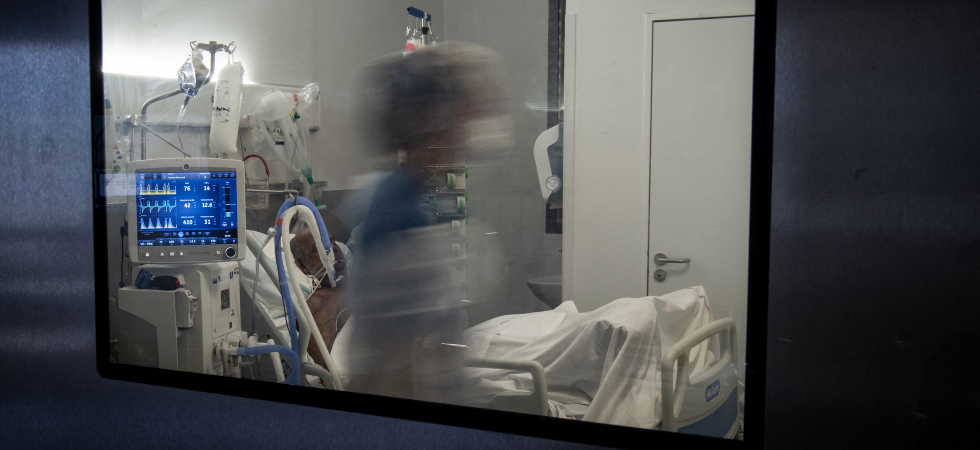 Covid-19 : plus de 2.000 malades hospitalisés en soins critiques