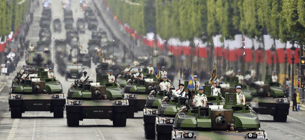 Un 14 Juillet Sous Le Signe De Leurope De La Défense Chère