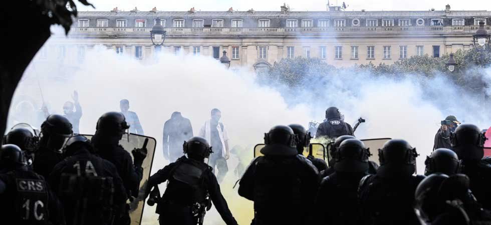 Manifestation des soignants : des casseurs infiltrent le cortège à Paris et à Nantes