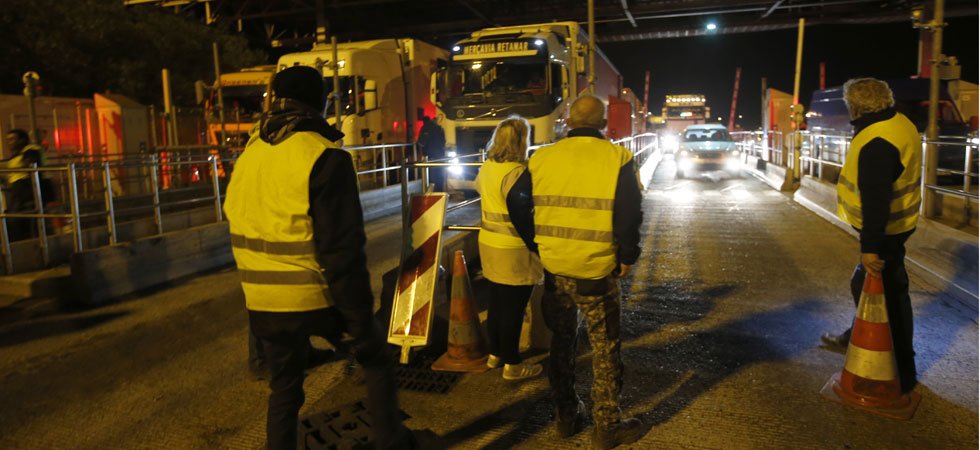 Avignon Un Gilet Jaune Tué Percuté Par Un Camion